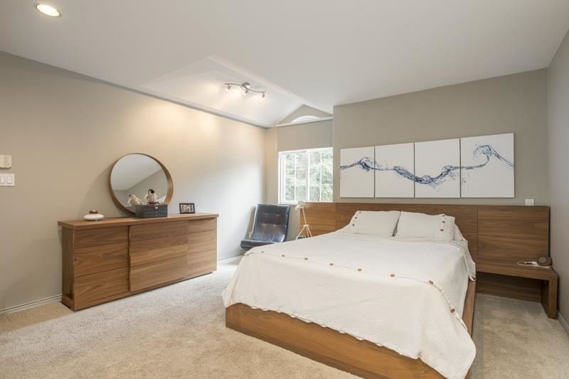 687 Seymour Boulevard North Vancouver, BC - 25