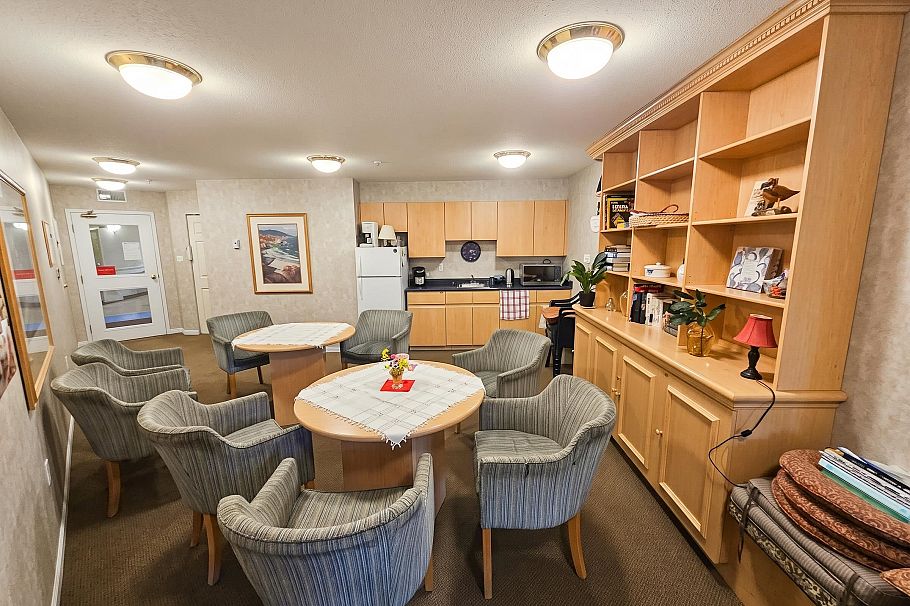 214 2105 W 42nd Avenue Vancouver, BC - 6