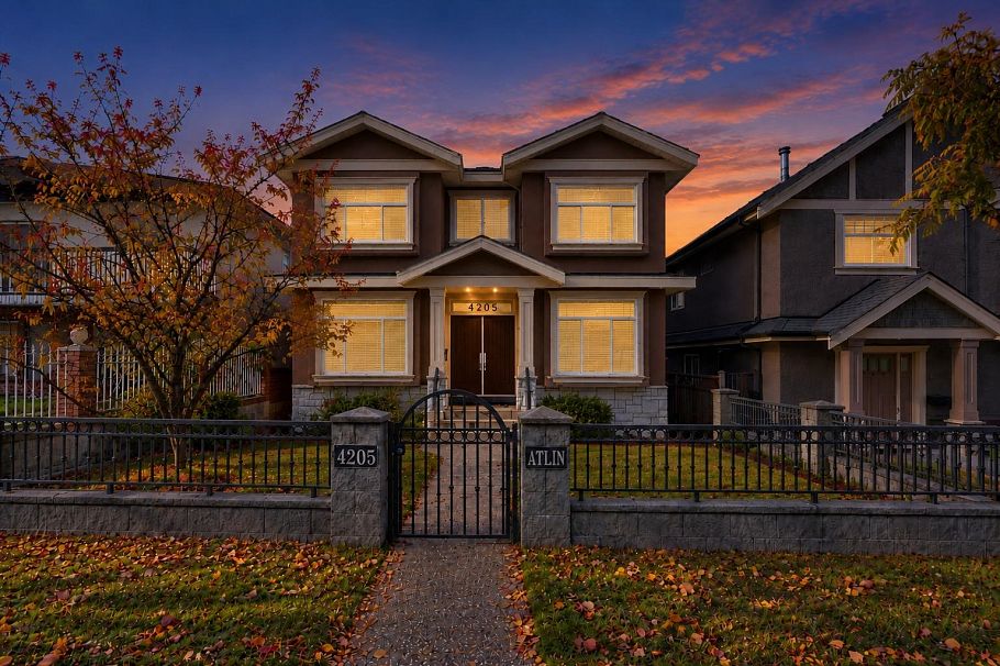 4205 Atlin Street Vancouver, BC - 32