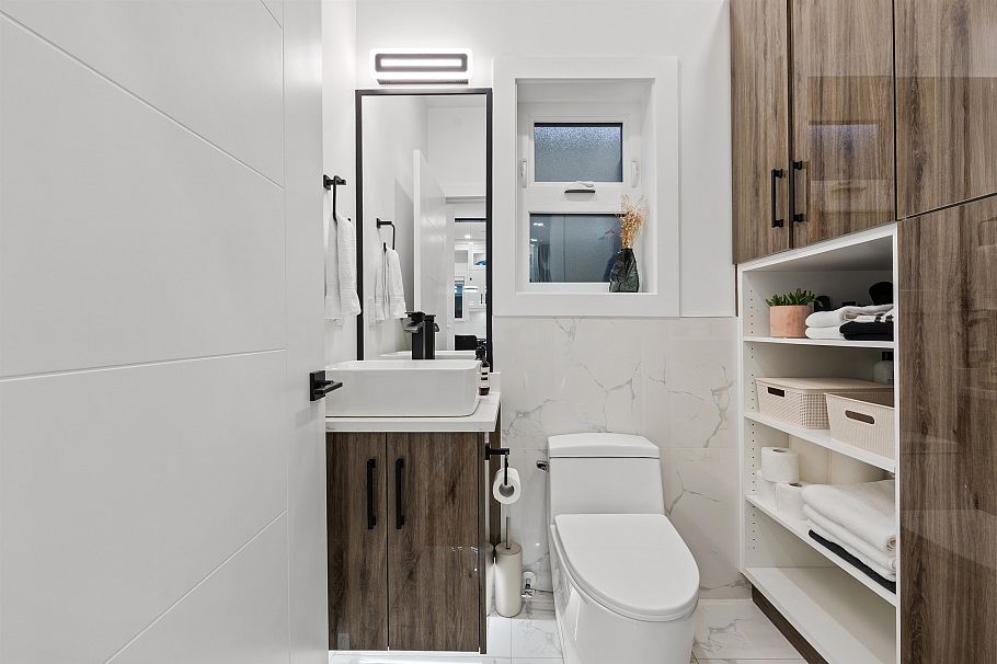 1 3344 Adanac Street Vancouver, BC - 15