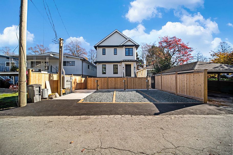 2 6879 Quebec Street Vancouver, BC - 15