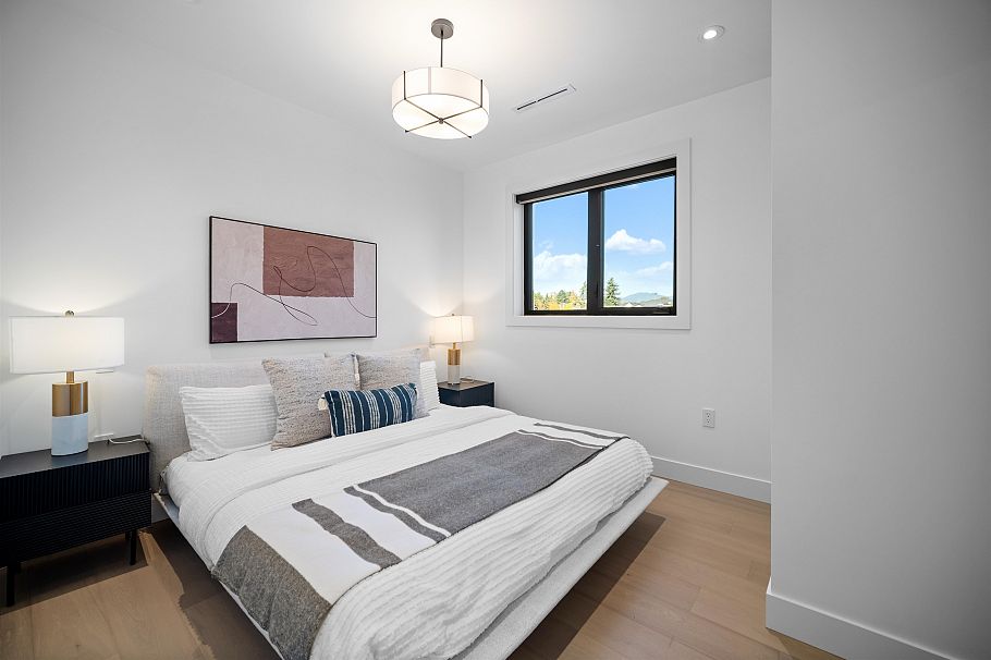 1 6879 Quebec Street Vancouver, BC - 6