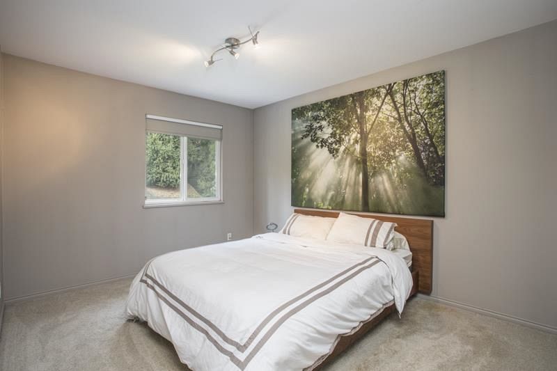 687 Seymour Boulevard North Vancouver, BC - 30