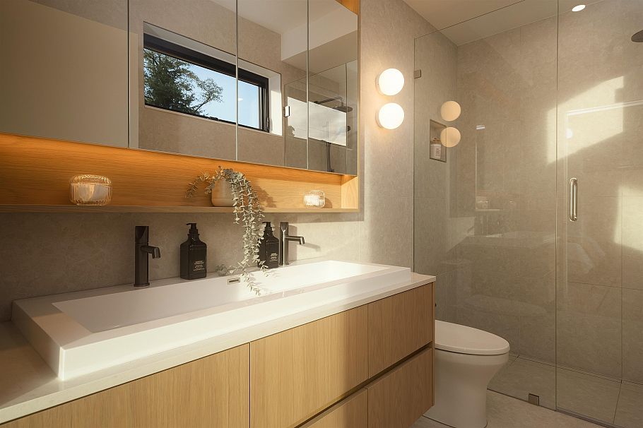 2 882 E 13 Avenue Vancouver, BC - 14
