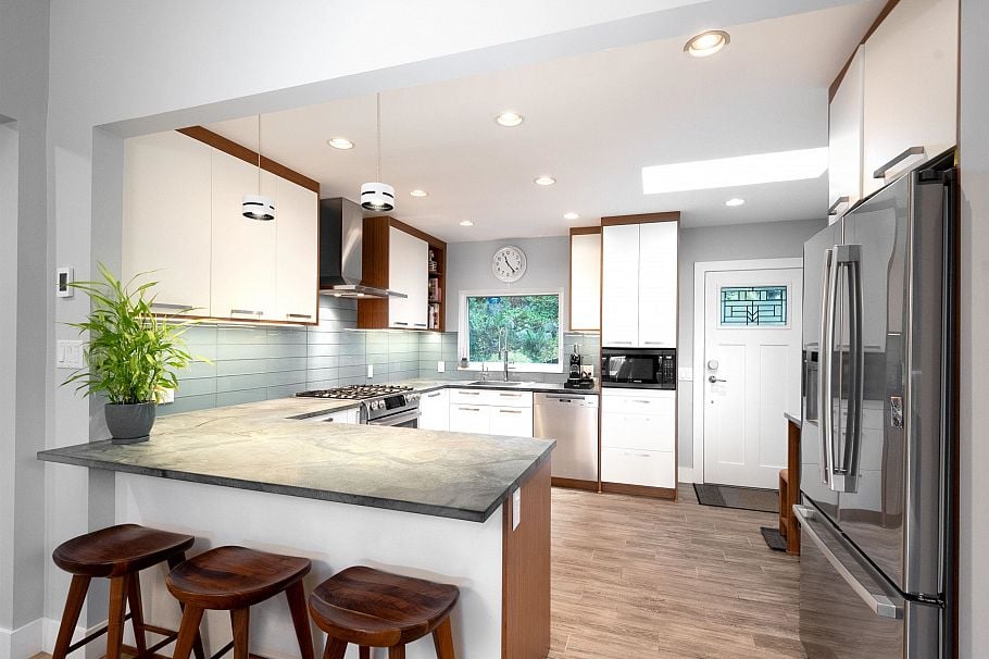 1912 Cliffwood Road North Vancouver, BC - 4