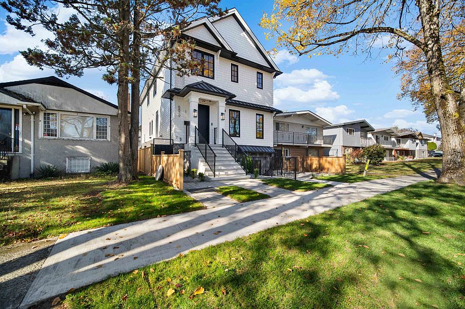 1 6879 Quebec Street Vancouver, BC - 1