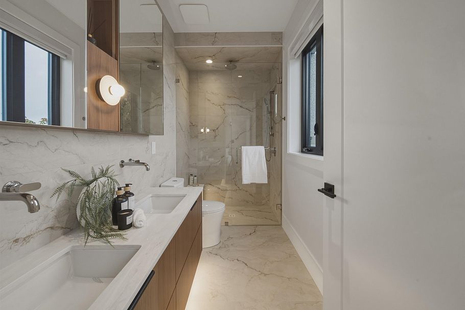 1 266 E 38 Avenue Vancouver, BC - 15