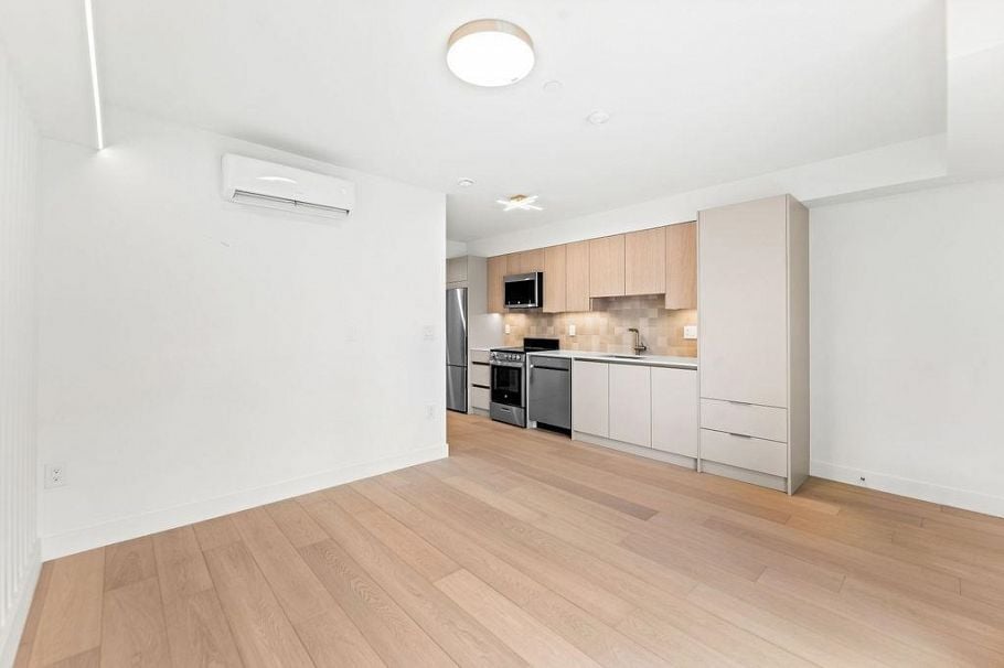 4518 Heather Street Vancouver, BC - 4