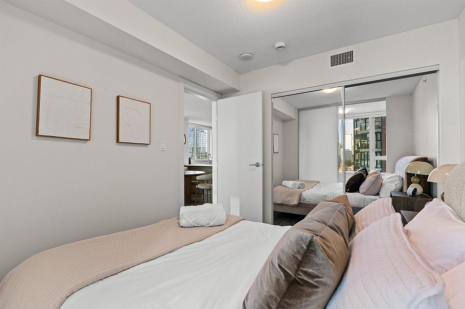 1203 1009 Harwood Street Vancouver, BC - 28