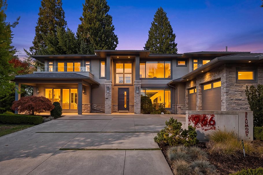 966 Beaumont Drive North Vancouver, BC - 37