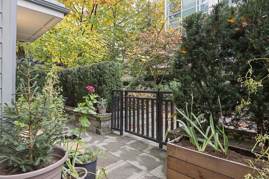 113 277 W 1st Street North Vancouver, BC - 15