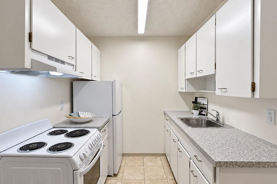 110 2033 W 7th Avenue Vancouver, BC - 21