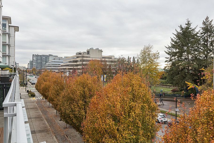 113 277 W 1st Street North Vancouver, BC - 20