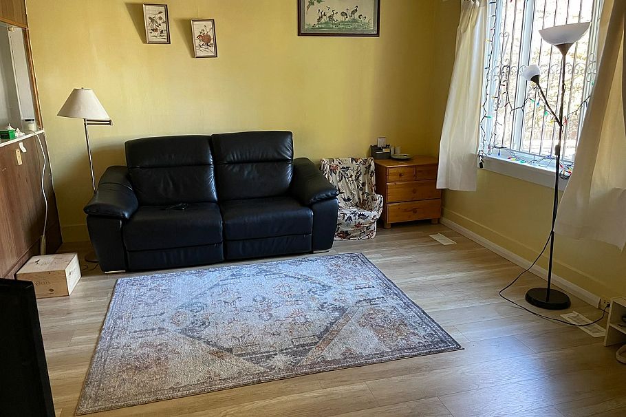 820 E 31st Avenue Vancouver, BC - 3