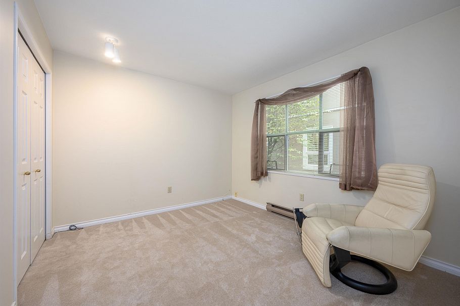 12 229 E 8th Street North Vancouver, BC - 23