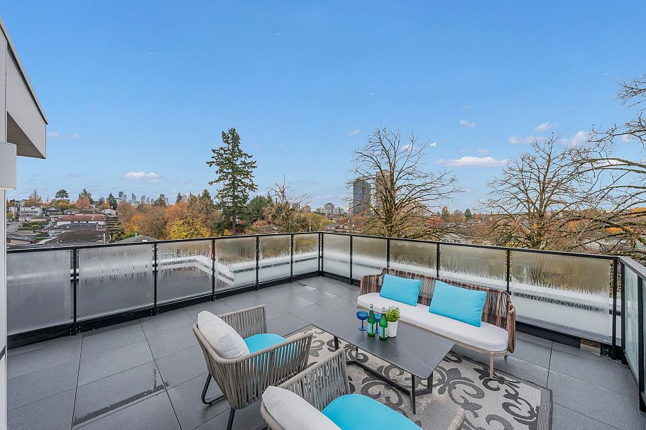 1 3391 Price Street Vancouver, BC - 29