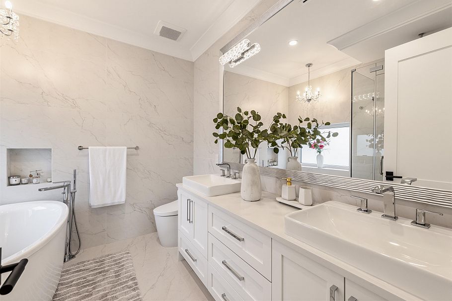 2755 W 38th Avenue Vancouver, BC - 24