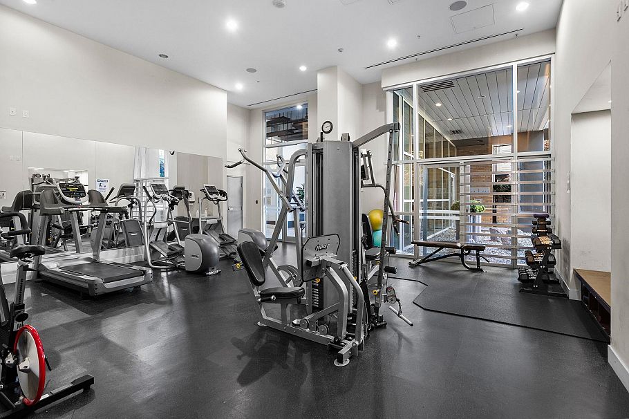 306 158 W 13th Street North Vancouver, BC - 31