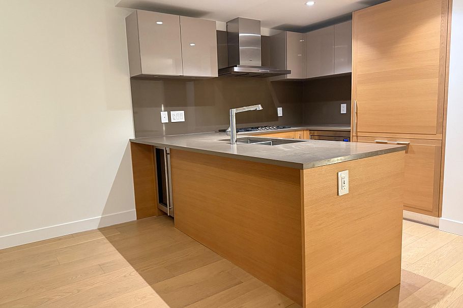1581 W 57th Avenue Vancouver, BC - 6