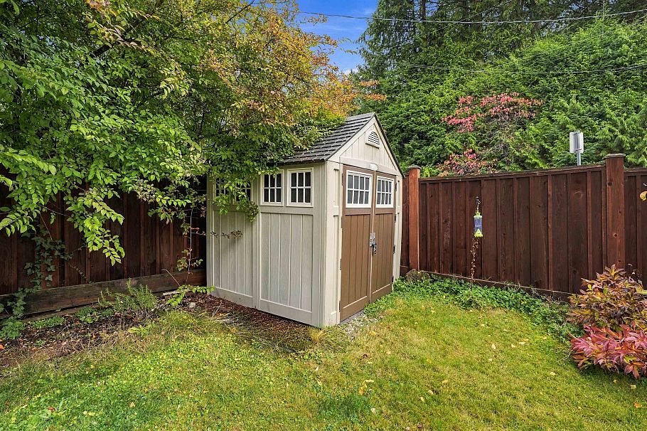 444 Evergreen Place North Vancouver, BC - 38