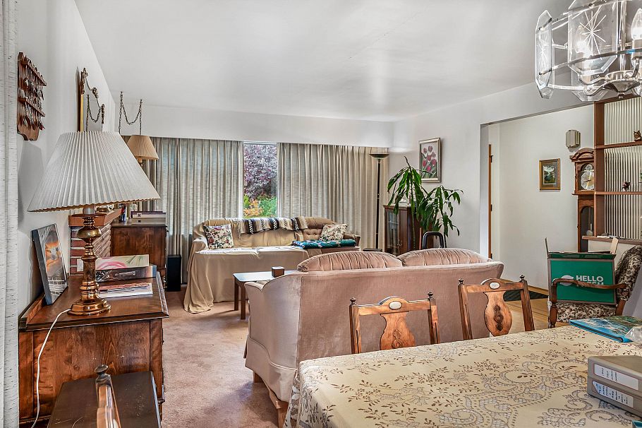 335 W 28th Street North Vancouver, BC - 21