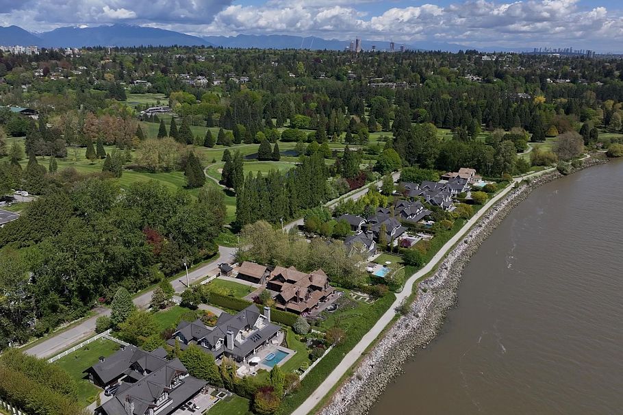 7520 Balaclava Street Vancouver, BC - 9