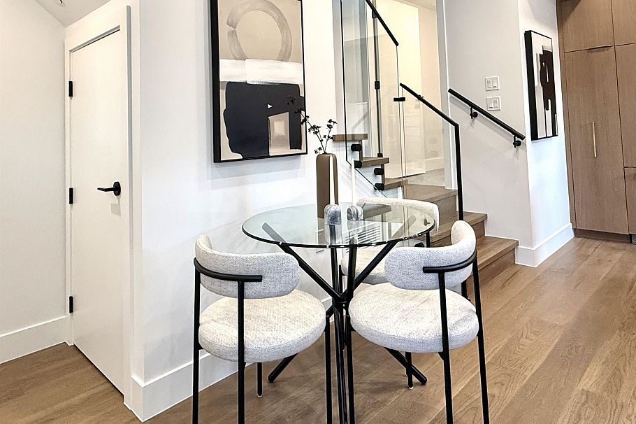 2 552 Kaslo Street Vancouver, BC - 3
