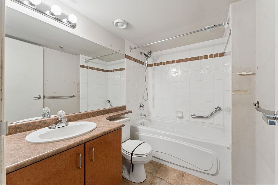 222 2001 Wall Street Vancouver, BC - 21