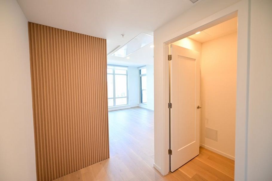 306 8486 Oak Street Vancouver, BC - 11
