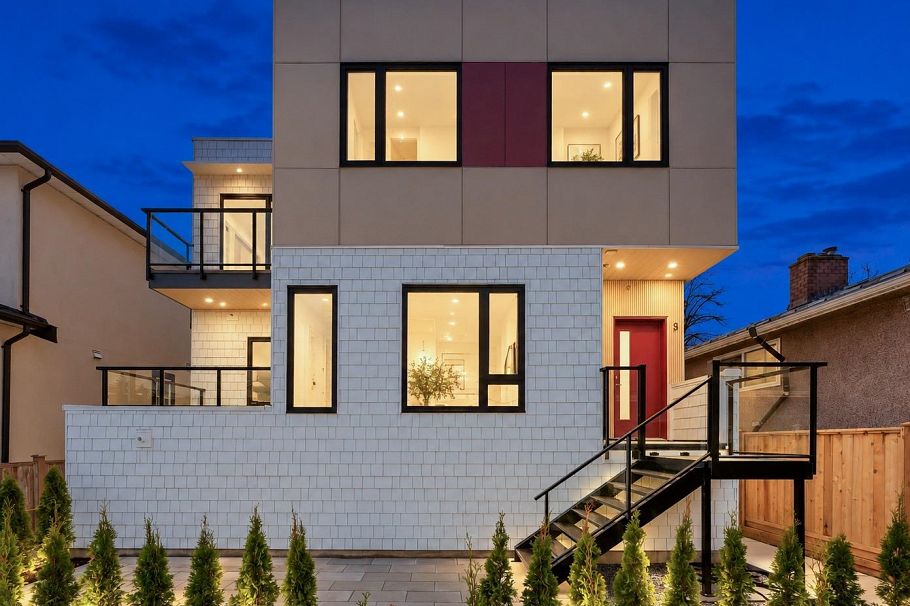 3 3391 Price Street Vancouver, BC - 1