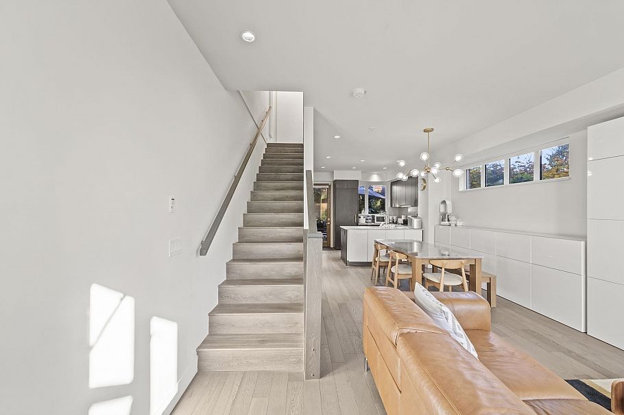 5552 Oak Street Vancouver, BC - 15