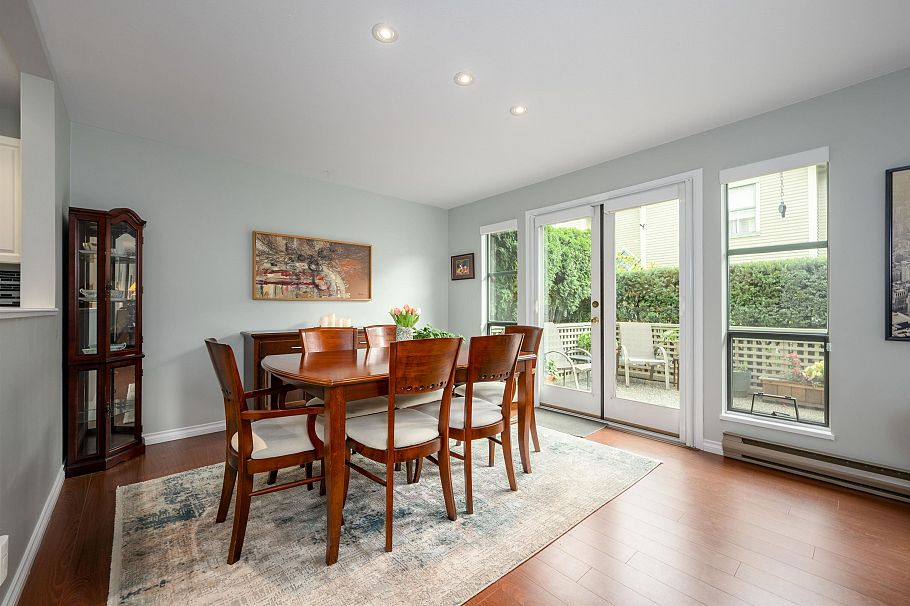 12 229 E 8th Street North Vancouver, BC - 8