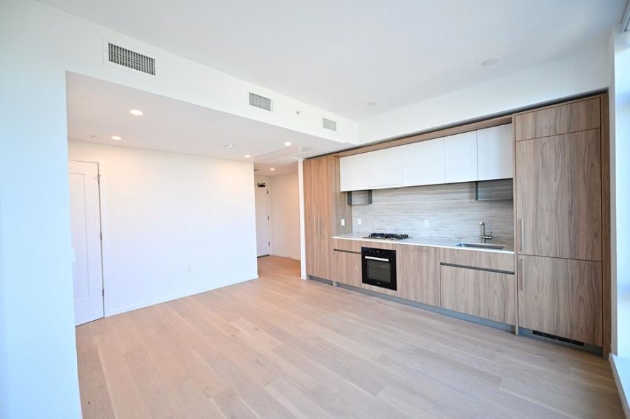 306 8486 Oak Street Vancouver, BC - 6