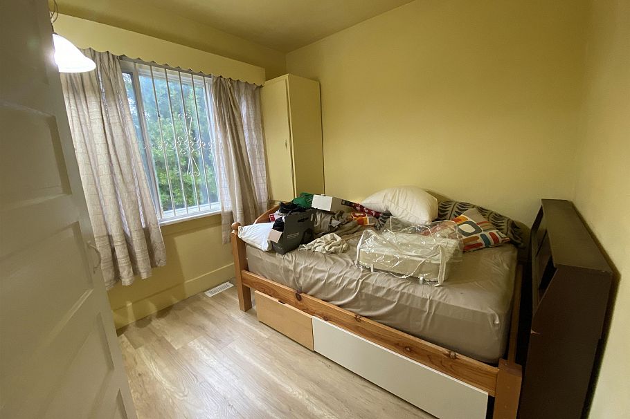 820 E 31st Avenue Vancouver, BC - 7