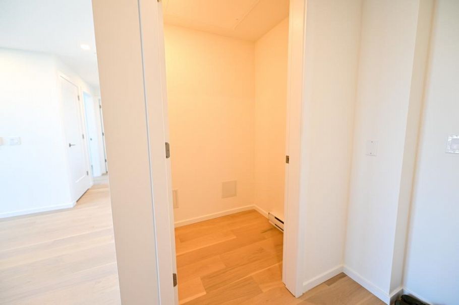 306 8486 Oak Street Vancouver, BC - 10