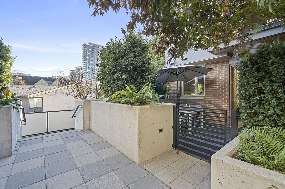5552 Oak Street Vancouver, BC - 10