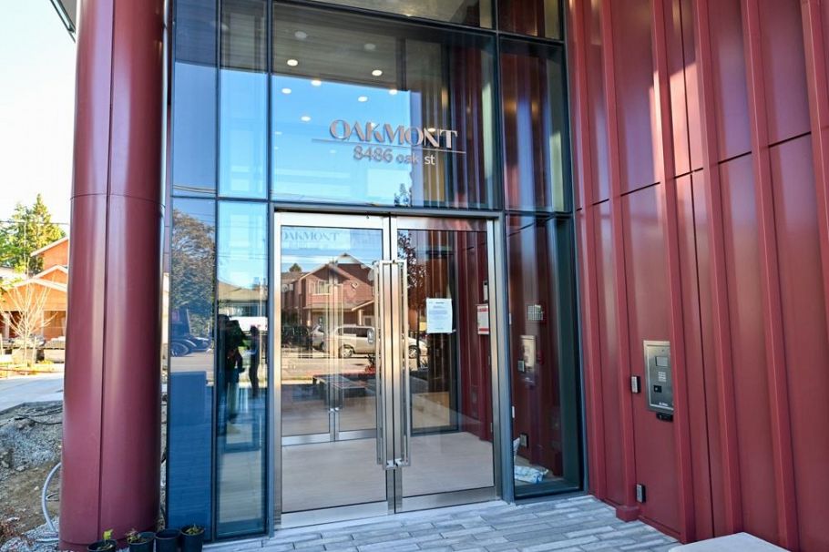 306 8486 Oak Street Vancouver, BC - 2
