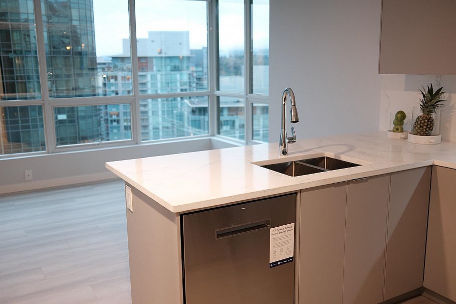 2303 555 Jervis Street Vancouver, BC - 2