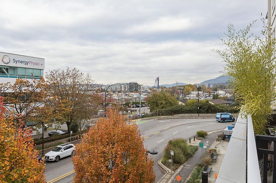 113 277 W 1st Street North Vancouver, BC - 19