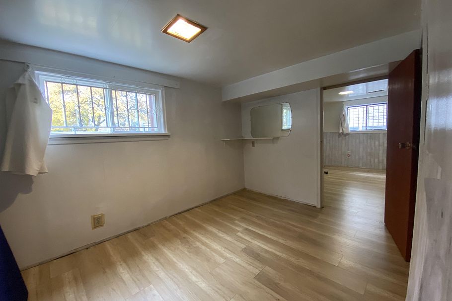820 E 31st Avenue Vancouver, BC - 12