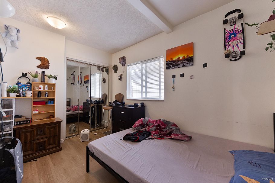 6187 Arlington Street Vancouver, BC - 14