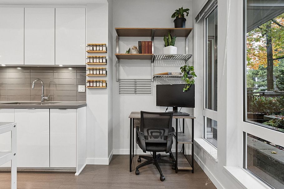 113 277 W 1st Street North Vancouver, BC - 9