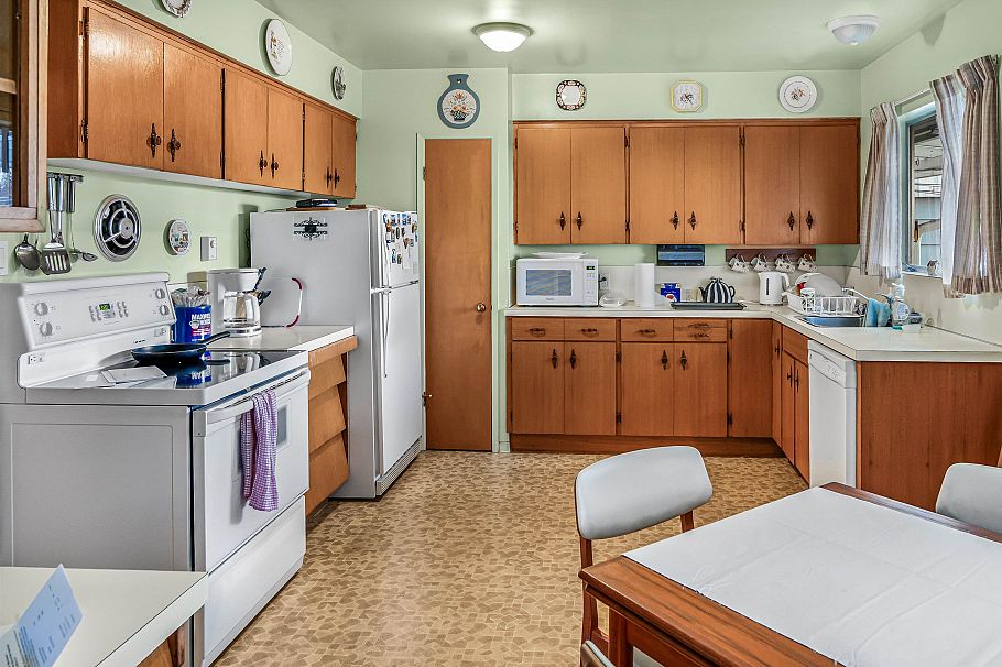 335 W 28th Street North Vancouver, BC - 24