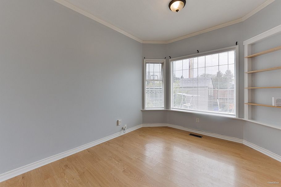 6187 Arlington Street Vancouver, BC - 24