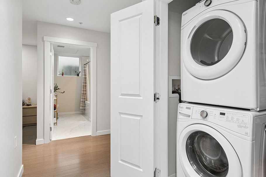 113 277 W 1st Street North Vancouver, BC - 13