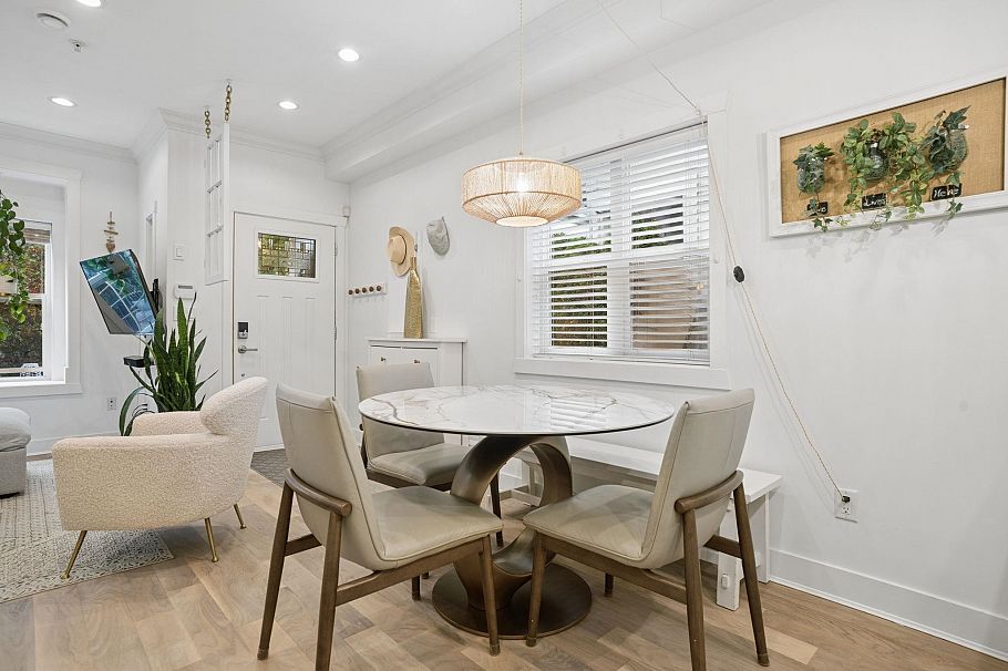 1475 E 20th Avenue Vancouver, BC - 8