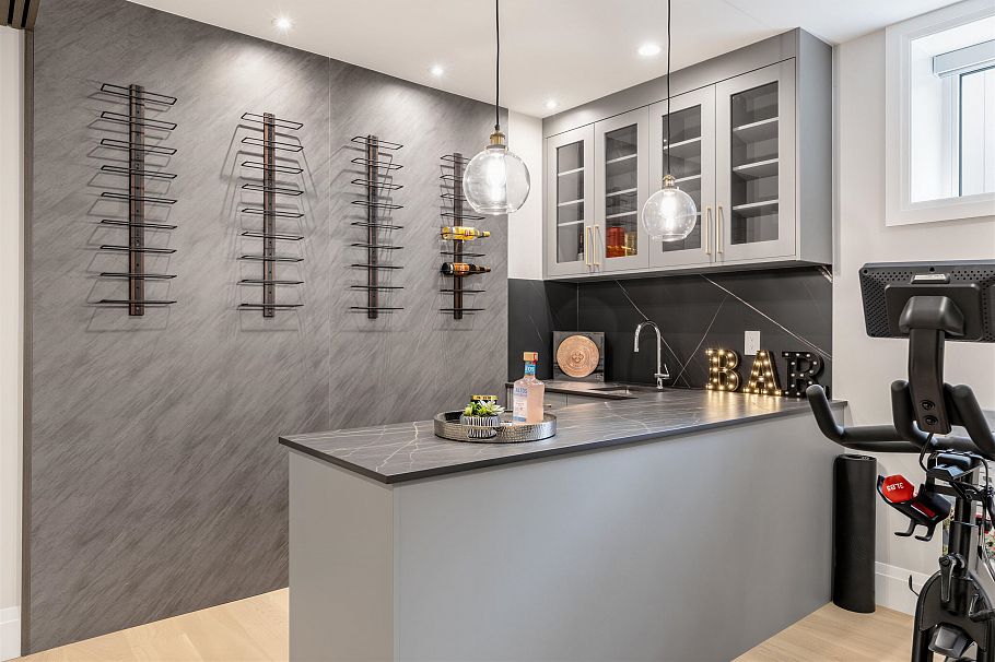 2755 W 38th Avenue Vancouver, BC - 33