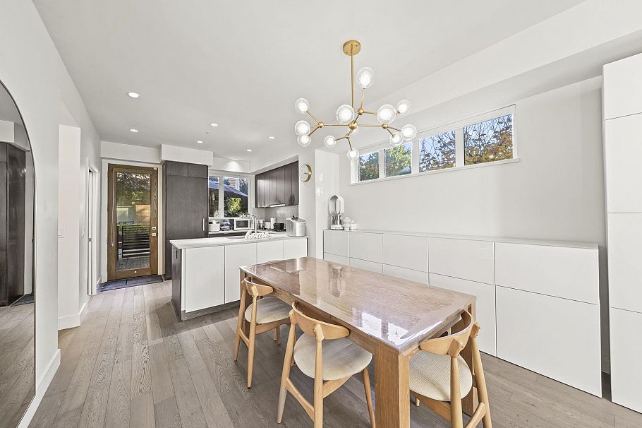 5552 Oak Street Vancouver, BC - 13