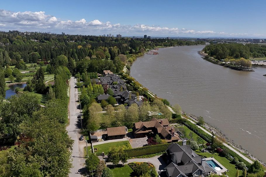 7520 Balaclava Street Vancouver, BC - 7