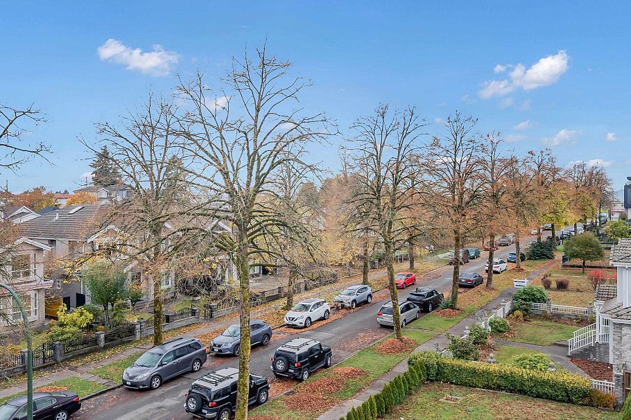 1 3391 Price Street Vancouver, BC - 31